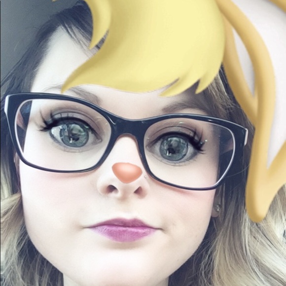 Meet your Posher, Riki - Picture 1 of 1